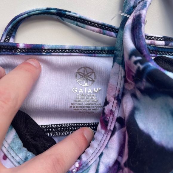 Gaiam Sports Bra - Picture 3 of 3